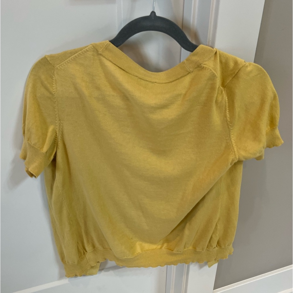 Yellow button down small - Picture 3 of 4